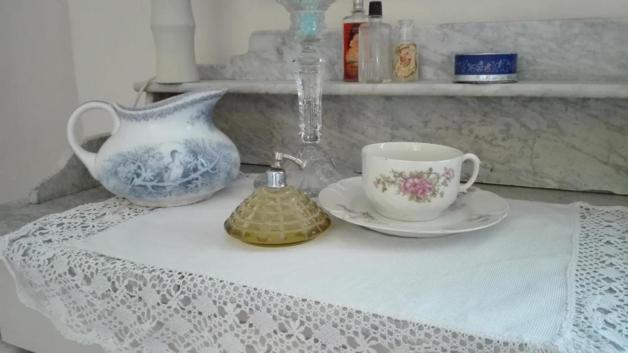 L'Ile Aux Mimosas Tautavel Room photo